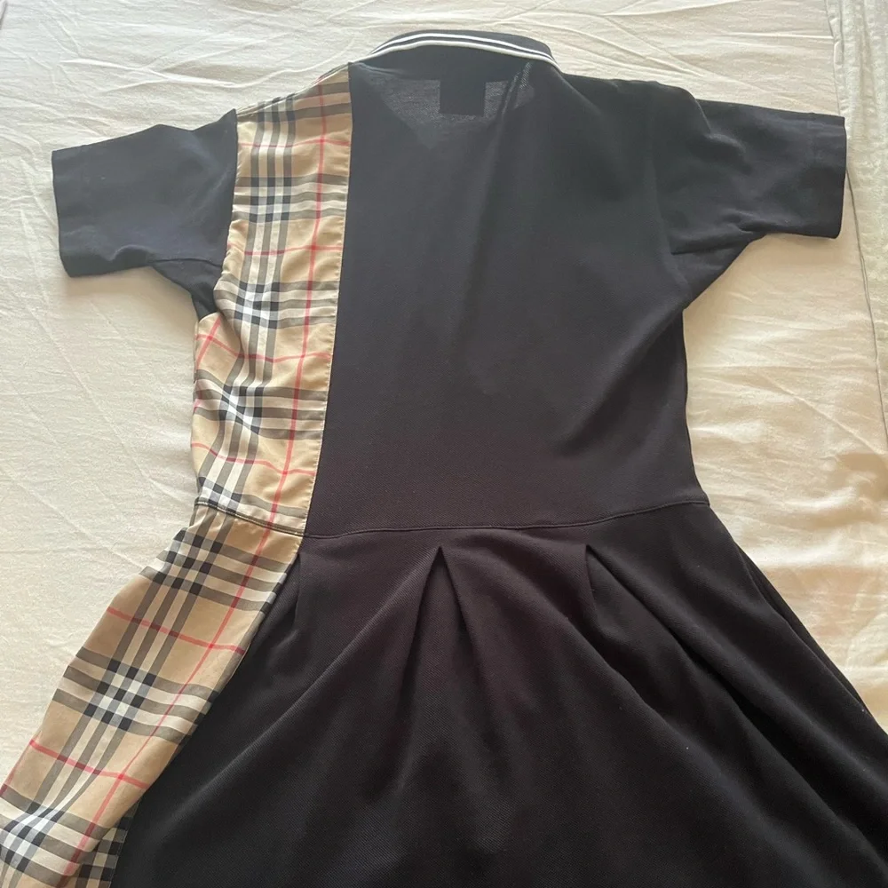 Burberry dress - Picture 3 of 3